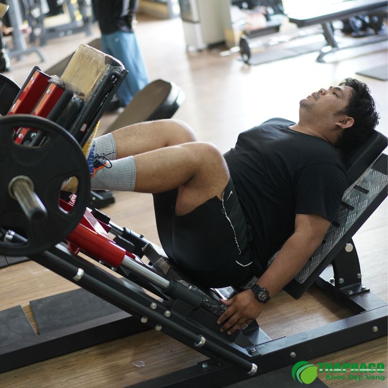 Tập gym quá sức gây hại đến tim mạch 