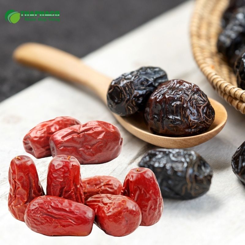 Nên chọn táo đỏ hay táo đen?