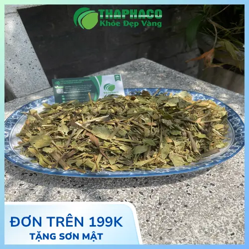 Hình ảnh khách hàng tin tưởng và sử dụng sản phẩm thảo dược của THAPHACO