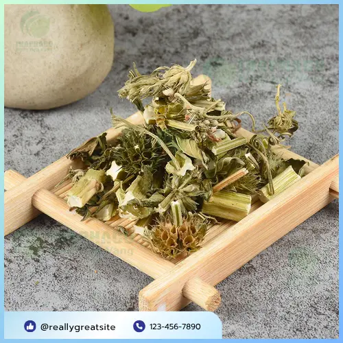 Hình ảnh quy trình sấy khô ích mẫu hiện đại tại THAPHACO, đảm bảo giữ trọn vẹn dược tính và vệ sinh an toàn